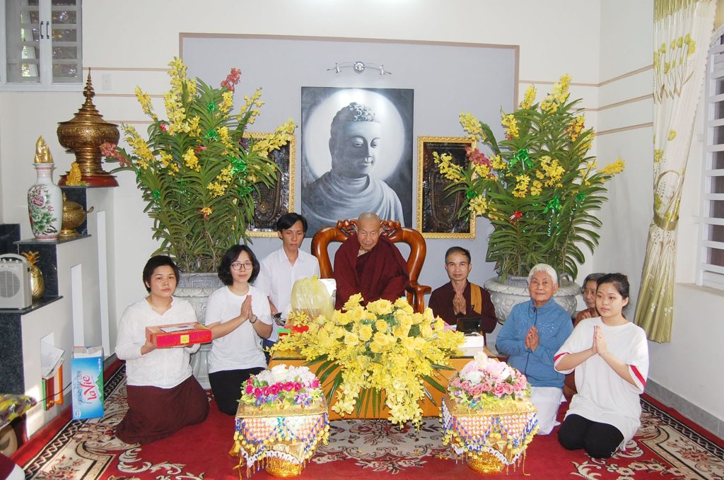 NGÀI THIỀN SƯ KIM TRIỆU